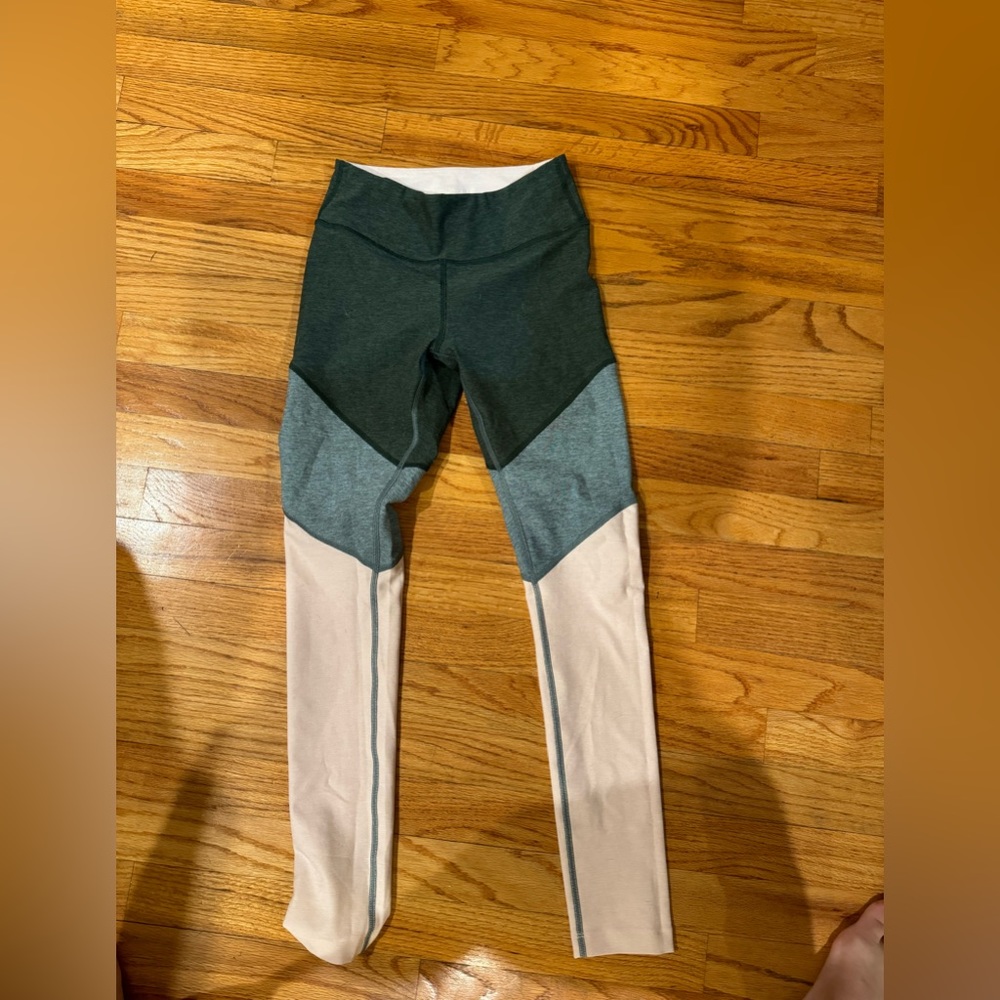 Outdoor voices multi color leggings size XS
